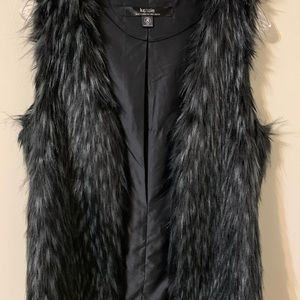 KENSIE Faux Fur Vest size Small